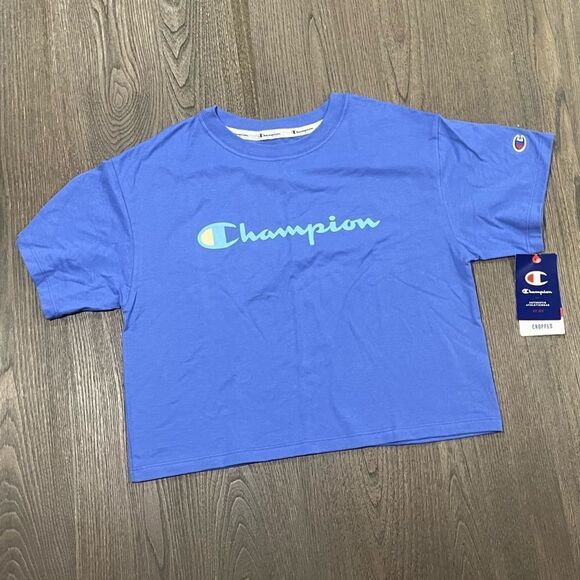 NWT Champion Periwinkle Blue Graphic Crop Top - Size XS - Picture 1 of 4